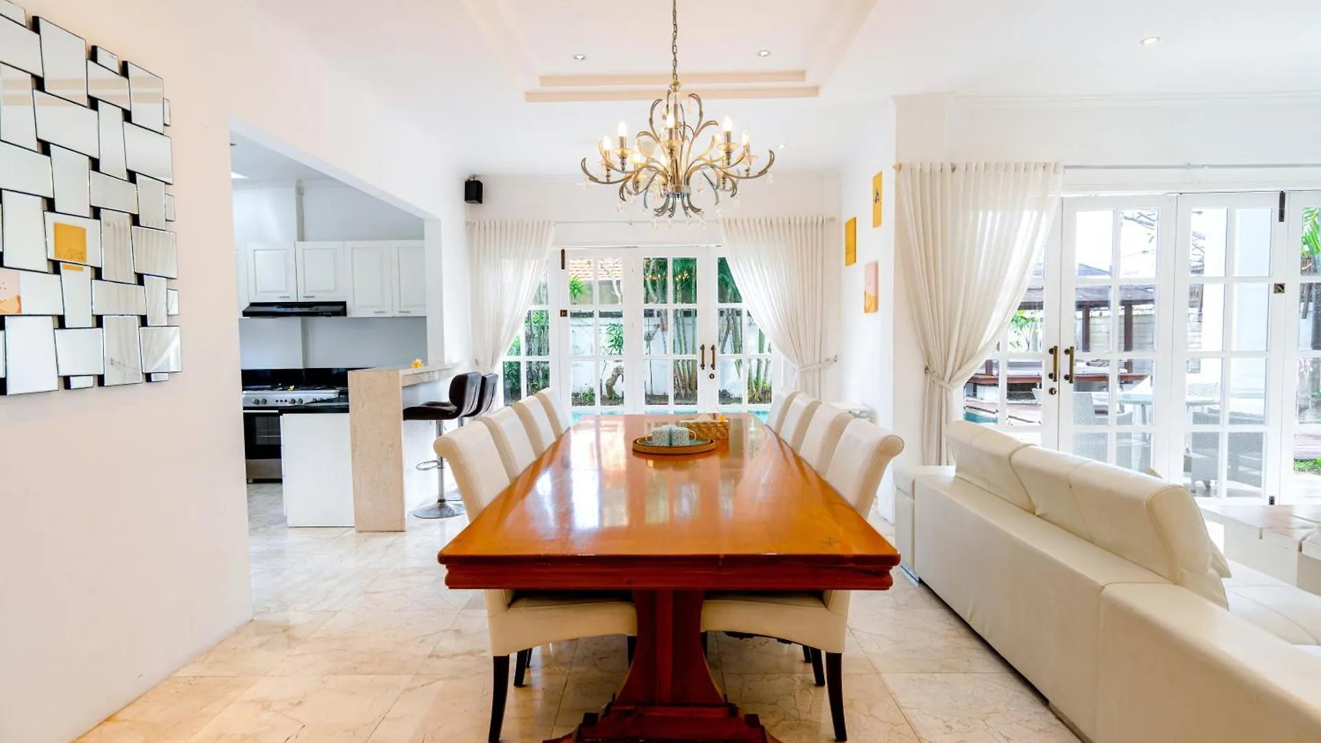 Kencana Villa Seminyak Indonesia